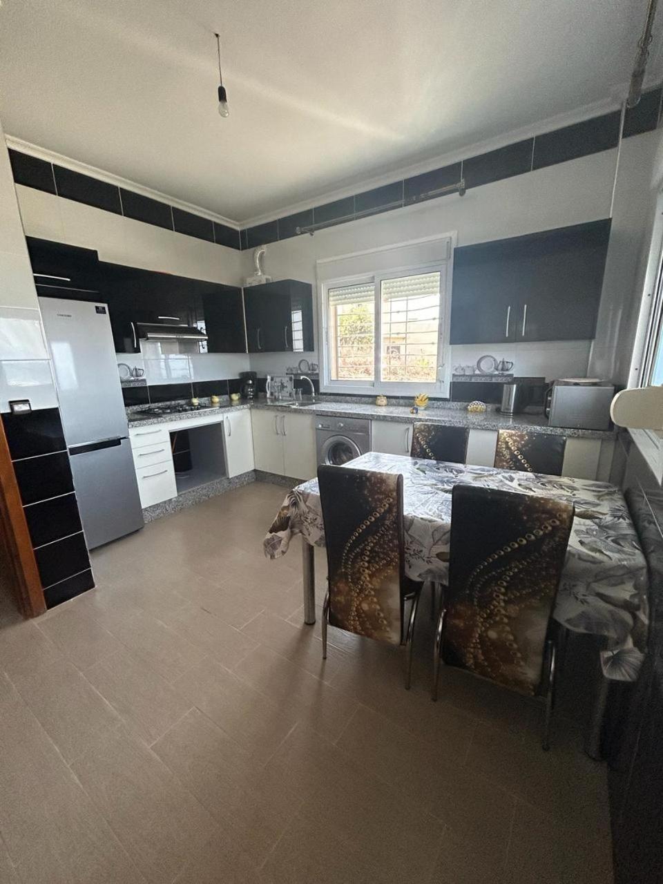 Appartement A Houma, Proche Port Tanger Med Dalia Esterno foto