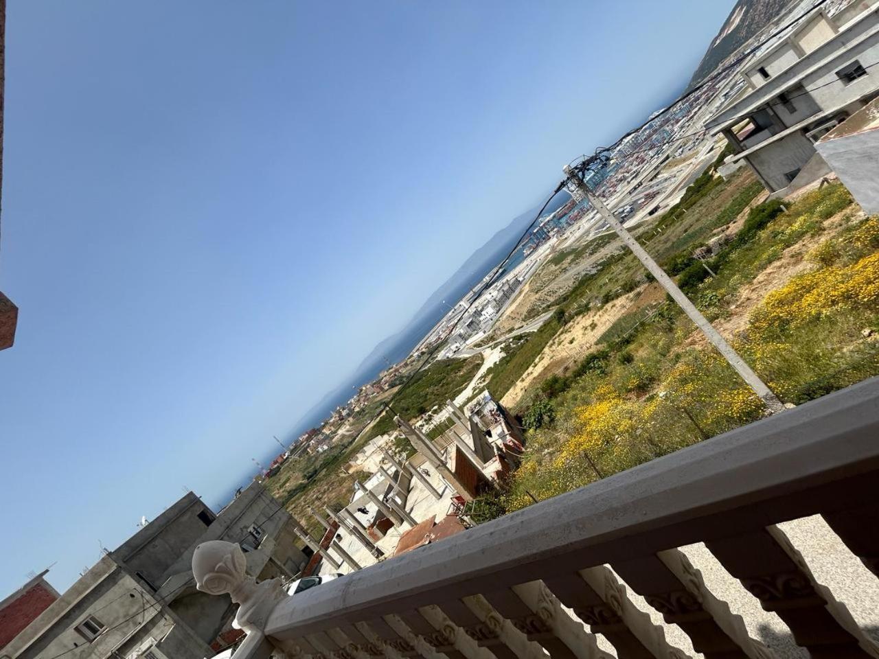 Appartement A Houma, Proche Port Tanger Med Dalia Esterno foto