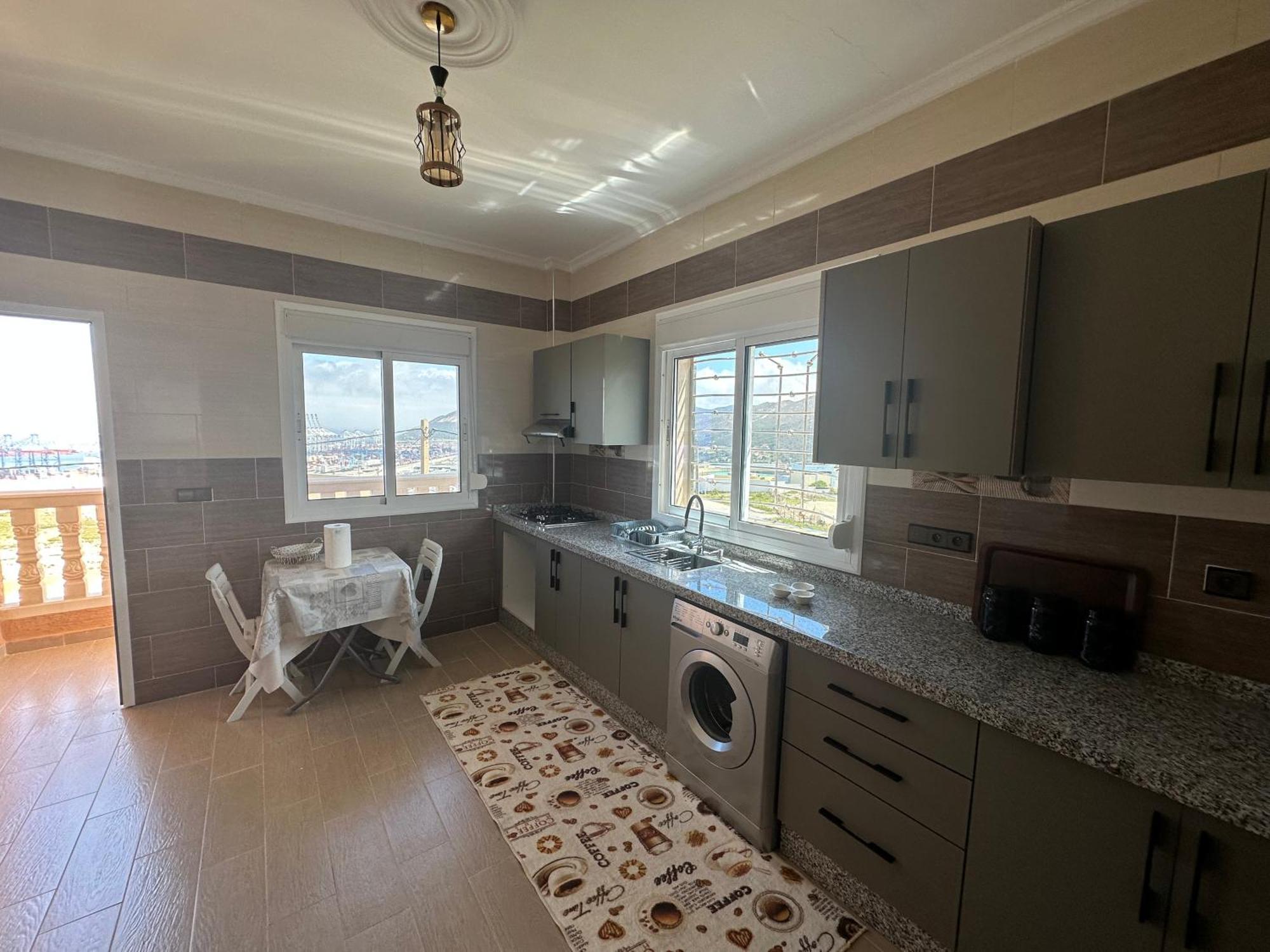Appartement A Houma, Proche Port Tanger Med Dalia Esterno foto